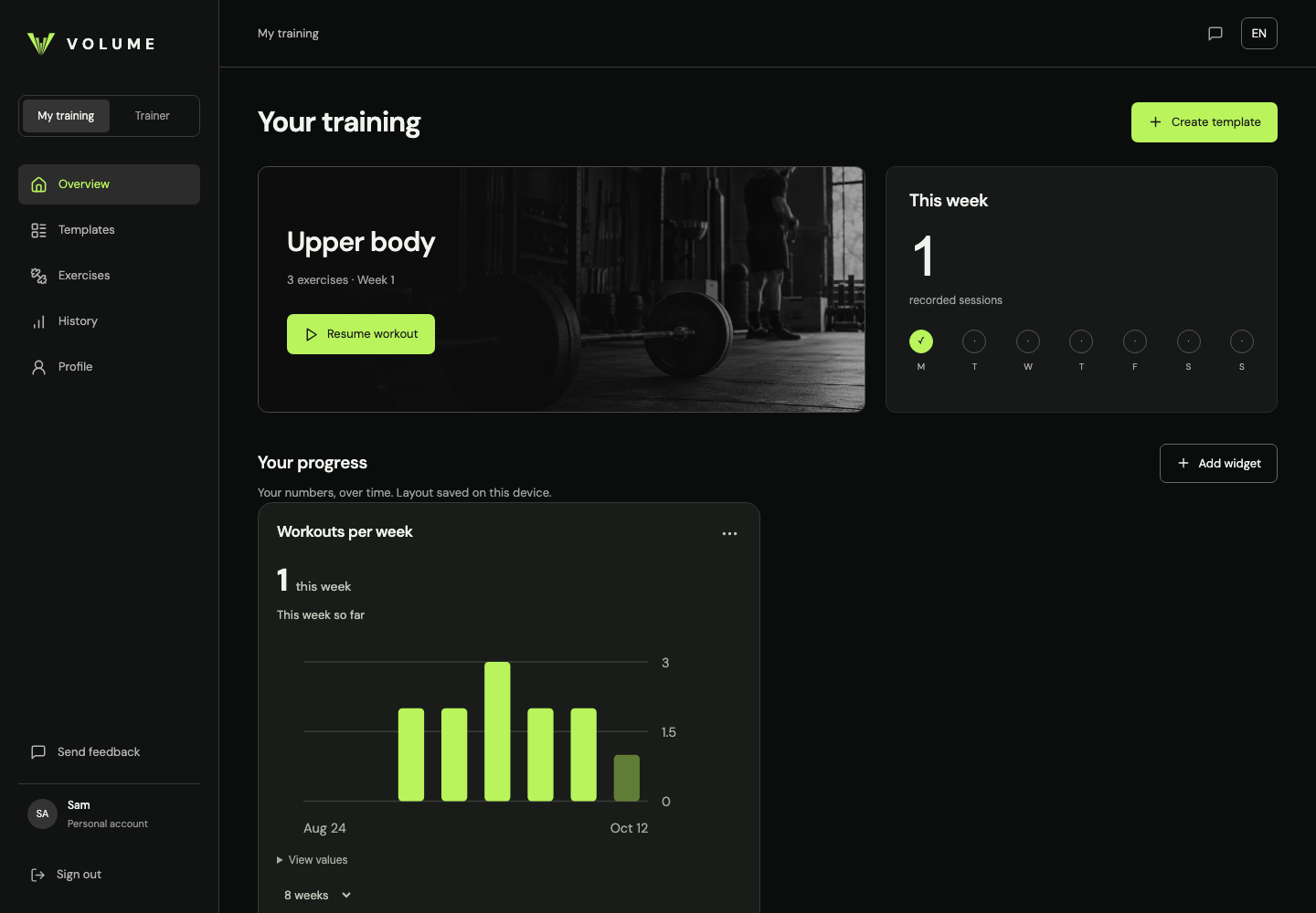 VOLUME training overview with an upper-body workout, weekly activity, and progress chart